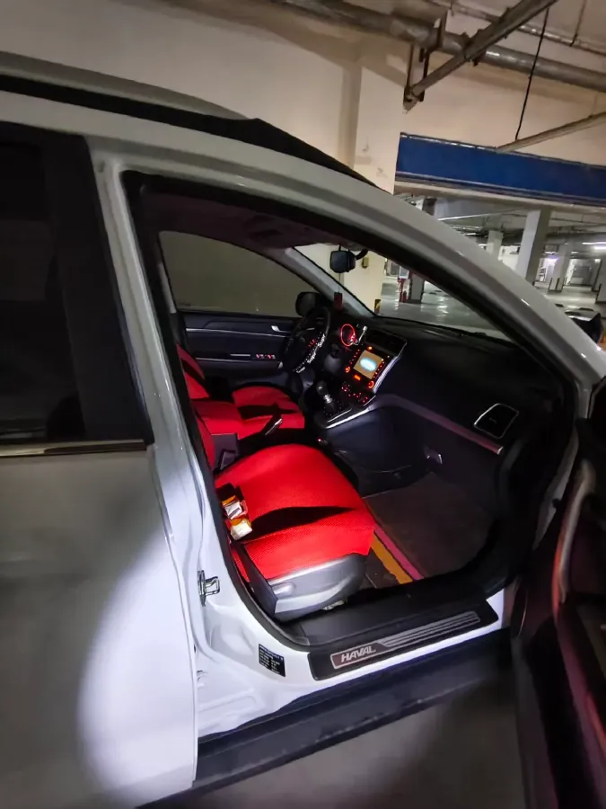 2018 Haval M6 1.5T 150HP L4 6MT,autocango,china used car exporter,china ev exporter,chinese used car exporter,chinese used ev exporter