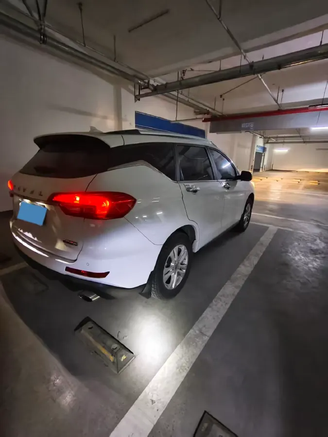 2018 Haval M6 1.5T 150HP L4 6MT,autocango,china used car exporter,china ev exporter,chinese used car exporter,chinese used ev exporter