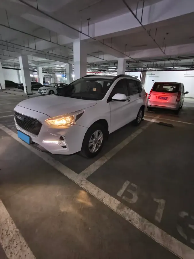 2018 Haval M6 1.5T 150HP L4 6MT,autocango,china used car exporter,china ev exporter,chinese used car exporter,chinese used ev exporter