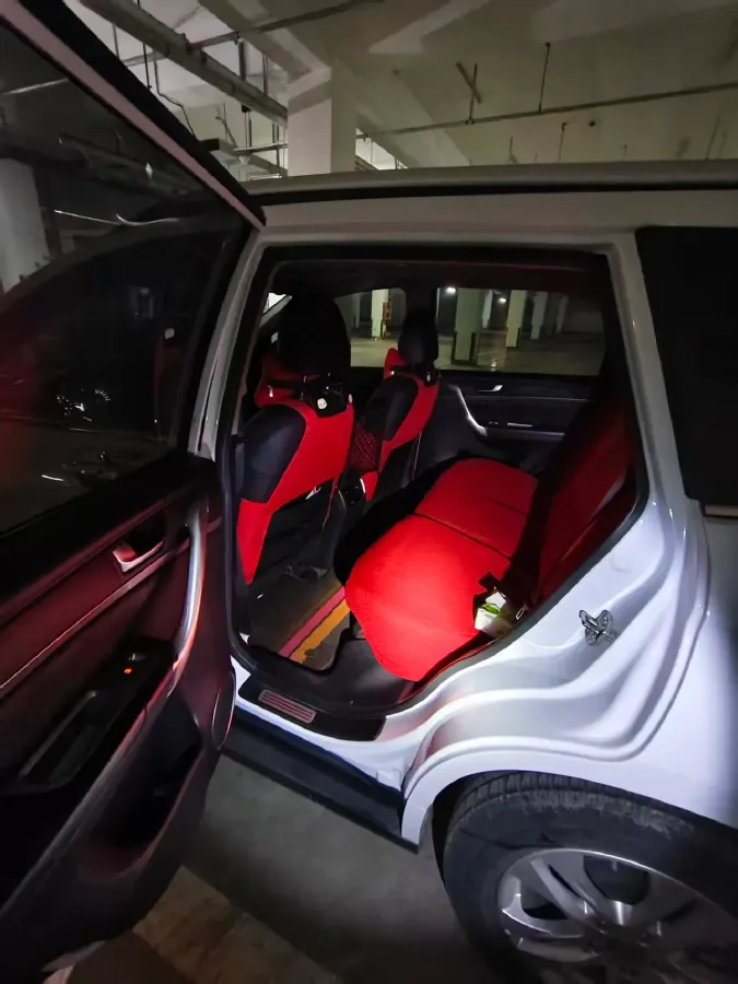 2018 Haval M6 1.5T 150HP L4 6MT,autocango,china used car exporter,china ev exporter,chinese used car exporter,chinese used ev exporter