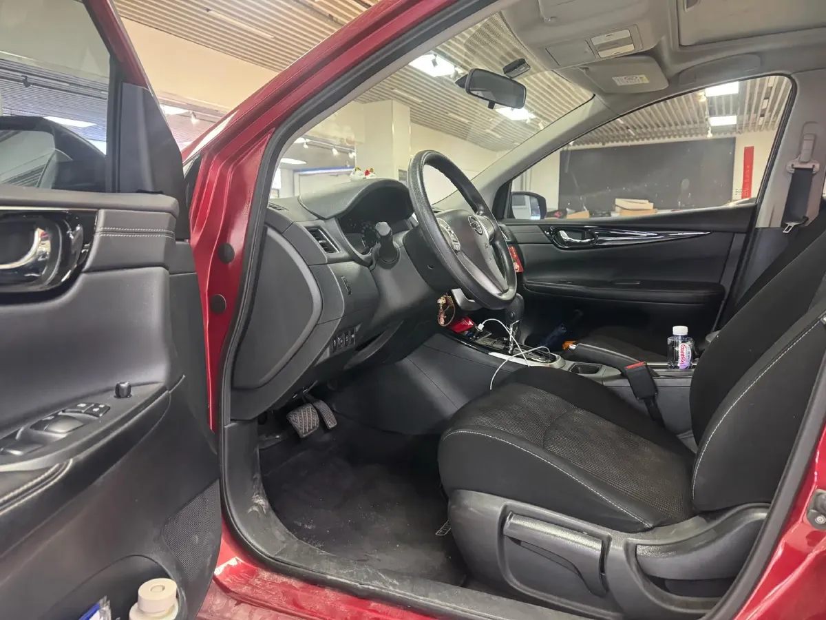 2021 Nissan Tiida 1.6L 122HP L4 CVT,autocango,china used car exporter,china ev exporter,chinese used car exporter,chinese used ev exporter