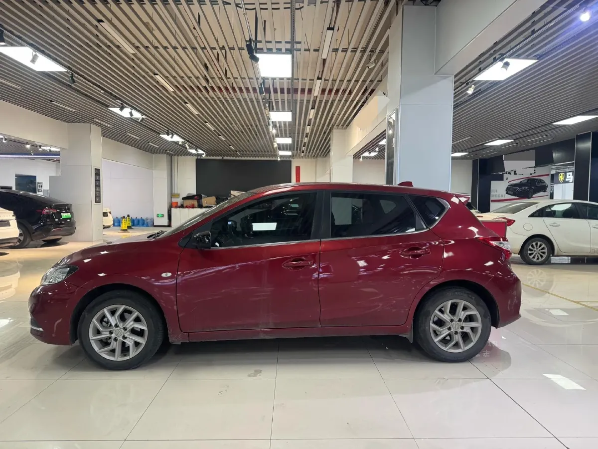 2021 Nissan Tiida 1.6L 122HP L4 CVT,autocango,china used car exporter,china ev exporter,chinese used car exporter,chinese used ev exporter