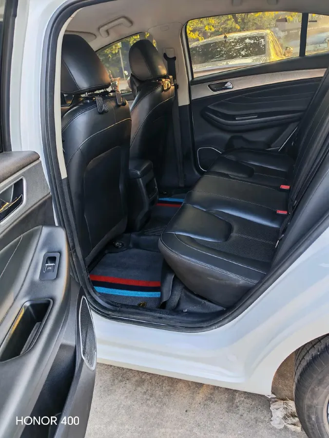 2021 Chery Arrizo 5 1.5L 116HP L4 5MT,autocango,china used car exporter,china ev exporter,chinese used car exporter,chinese used ev exporter