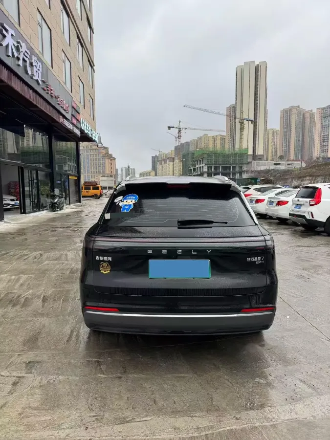 2025 LanDian E5 PLUS 1.5L 95HP L4 E-CVT PHEV 25KWH,autocango,china used car exporter,china ev exporter,chinese used car exporter,chinese used ev exporter
