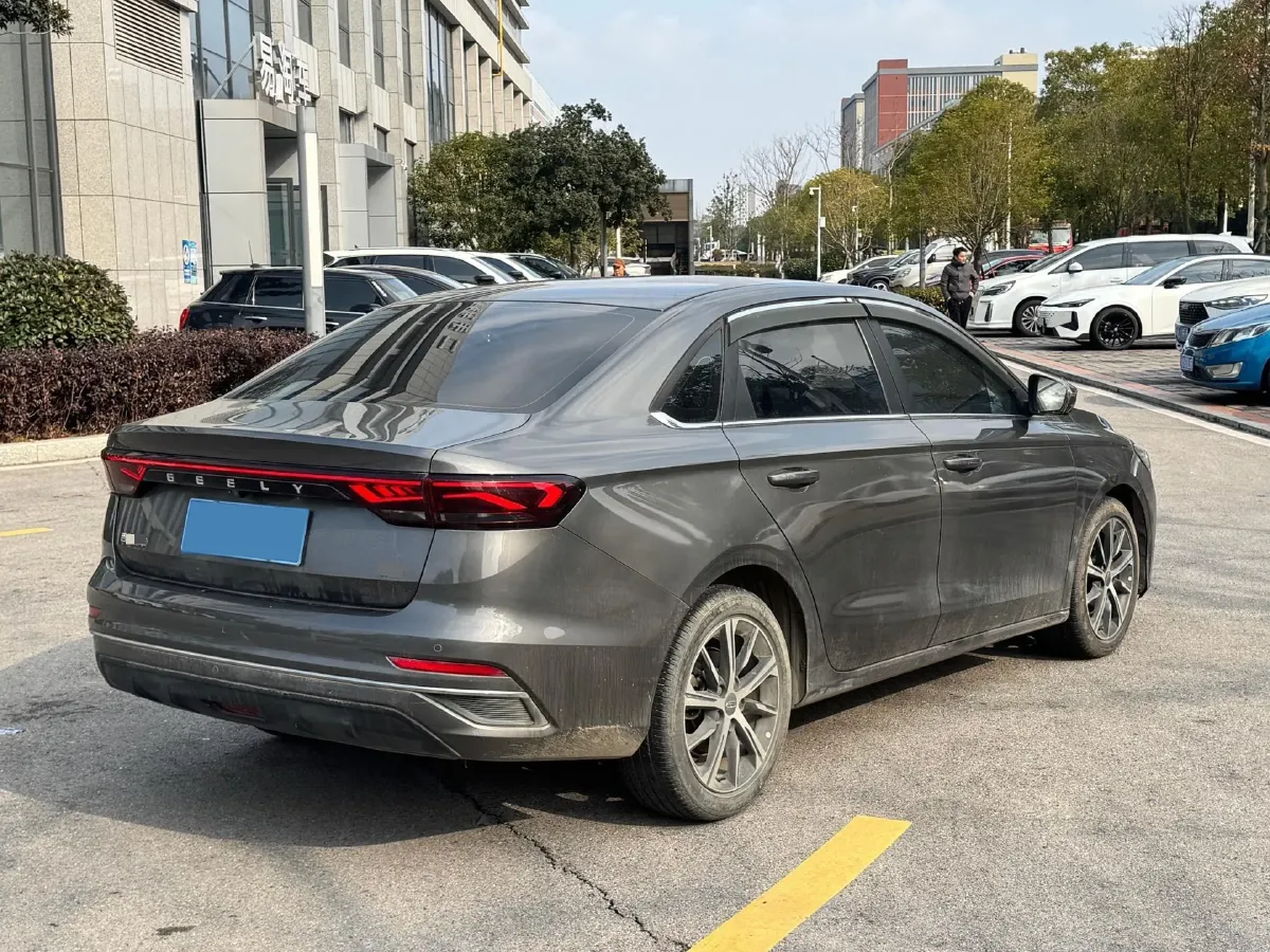 2022 Geely Emgrand 1.5L 114HP L4 CVT,autocango,china used car exporter,china ev exporter,chinese used car exporter,chinese used ev exporter