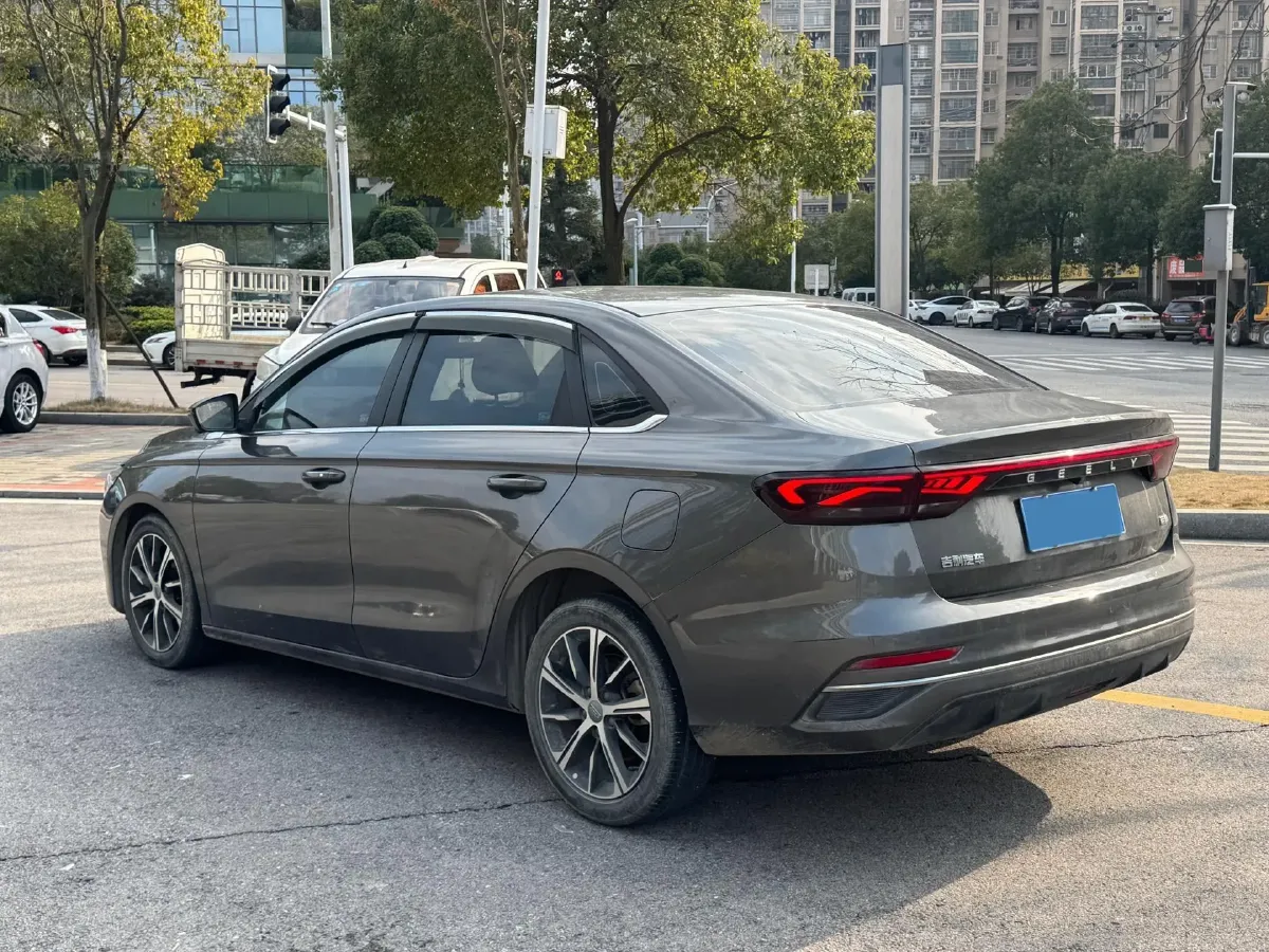 2022 Geely Emgrand 1.5L 114HP L4 CVT,autocango,china used car exporter,china ev exporter,chinese used car exporter,chinese used ev exporter