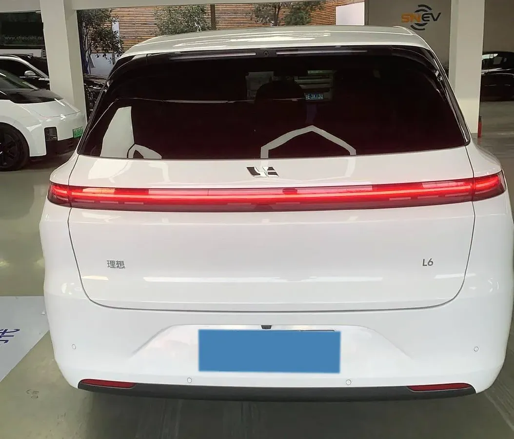 2024 Li L6 Range Extended 154HP L4 REEV 36.8KWH,autocango,china used car exporter,china ev exporter,chinese used car exporter,chinese used ev exporter