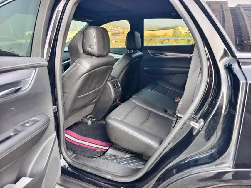 2021 Cadillac XT5 2.0T 237HP L4 9AT,autocango,china used car exporter,china ev exporter,chinese used car exporter,chinese used ev exporter