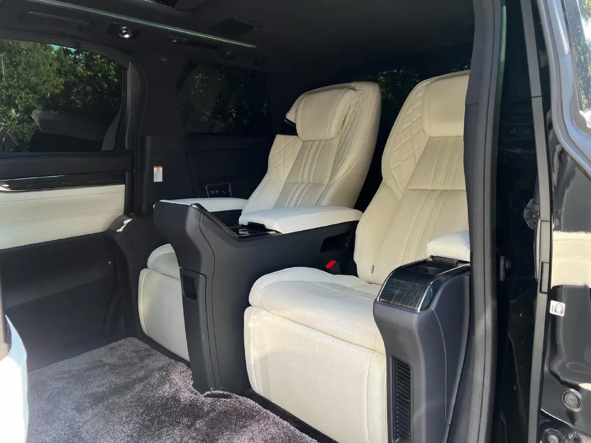 2020 Lexus LM 2.5L 117HP L4 E-CVT Hybrid,autocango,china used car exporter,china ev exporter,chinese used car exporter,chinese used ev exporter