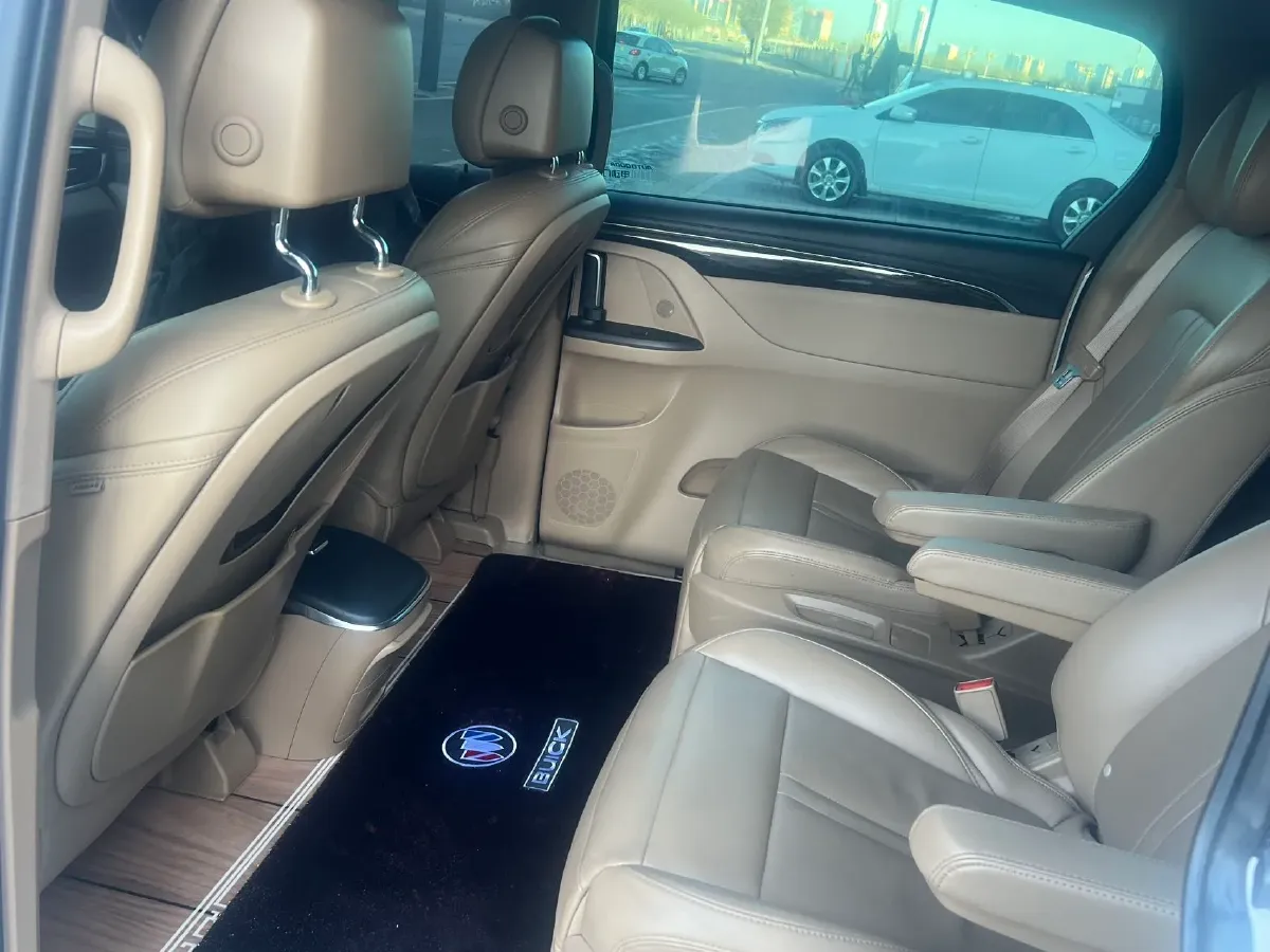 2018 Buick GL8 2.0T 260HP L4 6AT,autocango,china used car exporter,china ev exporter,chinese used car exporter,chinese used ev exporter