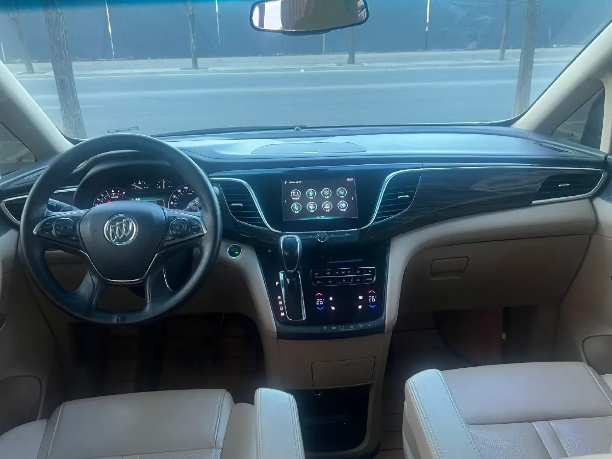 2018 Buick GL8 2.0T 260HP L4 6AT,autocango,china used car exporter,china ev exporter,chinese used car exporter,chinese used ev exporter