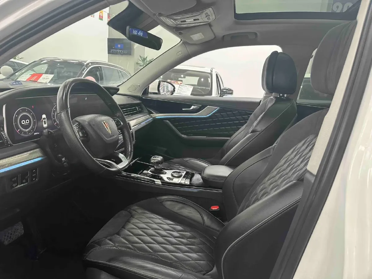 2019 HongQi HS5 2.0T 224HP L4 6AT,autocango,china used car exporter,china ev exporter,chinese used car exporter,chinese used ev exporter