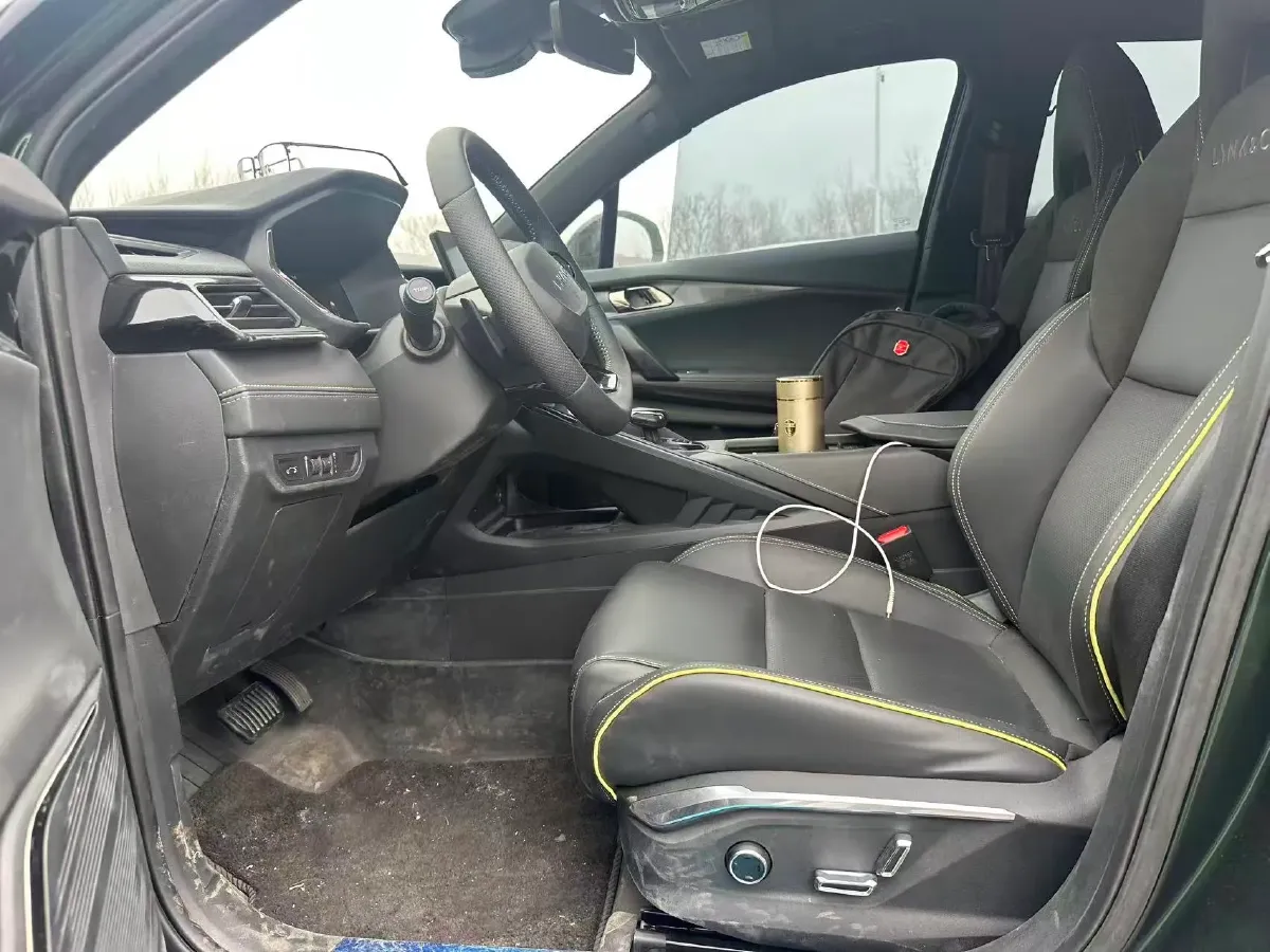 2023 LYNK&CO 06 1.5T 181HP L4 7DCT,autocango,china used car exporter,china ev exporter,chinese used car exporter,chinese used ev exporter