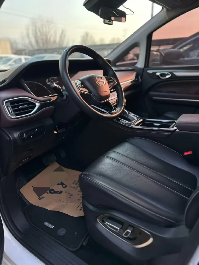 2023 GAC Trumpchi M6 1.5T 177HP L4 7DCT,autocango,china used car exporter,china ev exporter,chinese used car exporter,chinese used ev exporter