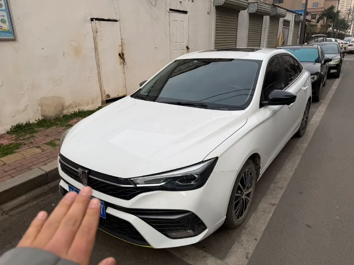 2021 Roewe i5 1.5L 120HP L4 CVT,autocango,china used car exporter,china ev exporter,chinese used car exporter,chinese used ev exporter