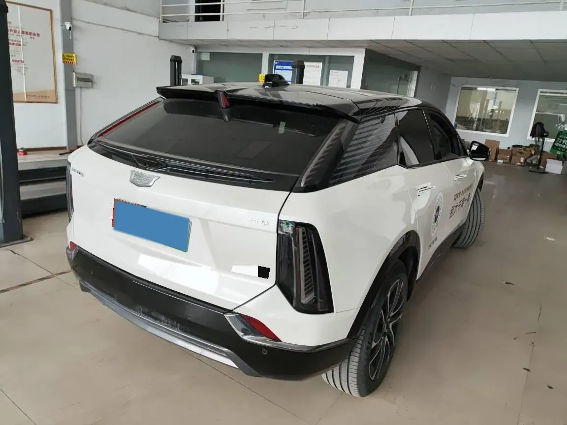 2024 Cadillac OPTIQ BEV 79.7KWH,autocango,china used car exporter,china ev exporter,chinese used car exporter,chinese used ev exporter