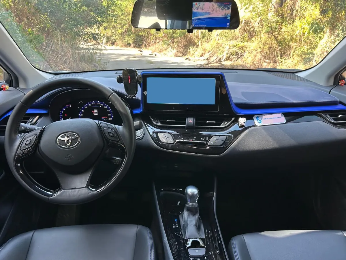 2023 Toyota C-HR 2.0L 171HP L4 CVT,autocango,china used car exporter,china ev exporter,chinese used car exporter,chinese used ev exporter