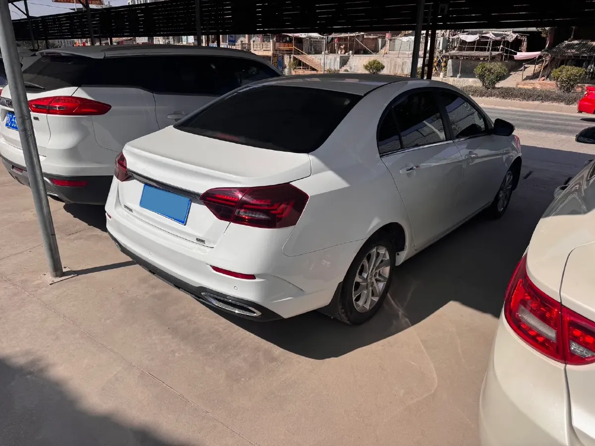 2021 Geely Emgrand 1.5L 109HP L4 CVT,autocango,china used car exporter,china ev exporter,chinese used car exporter,chinese used ev exporter