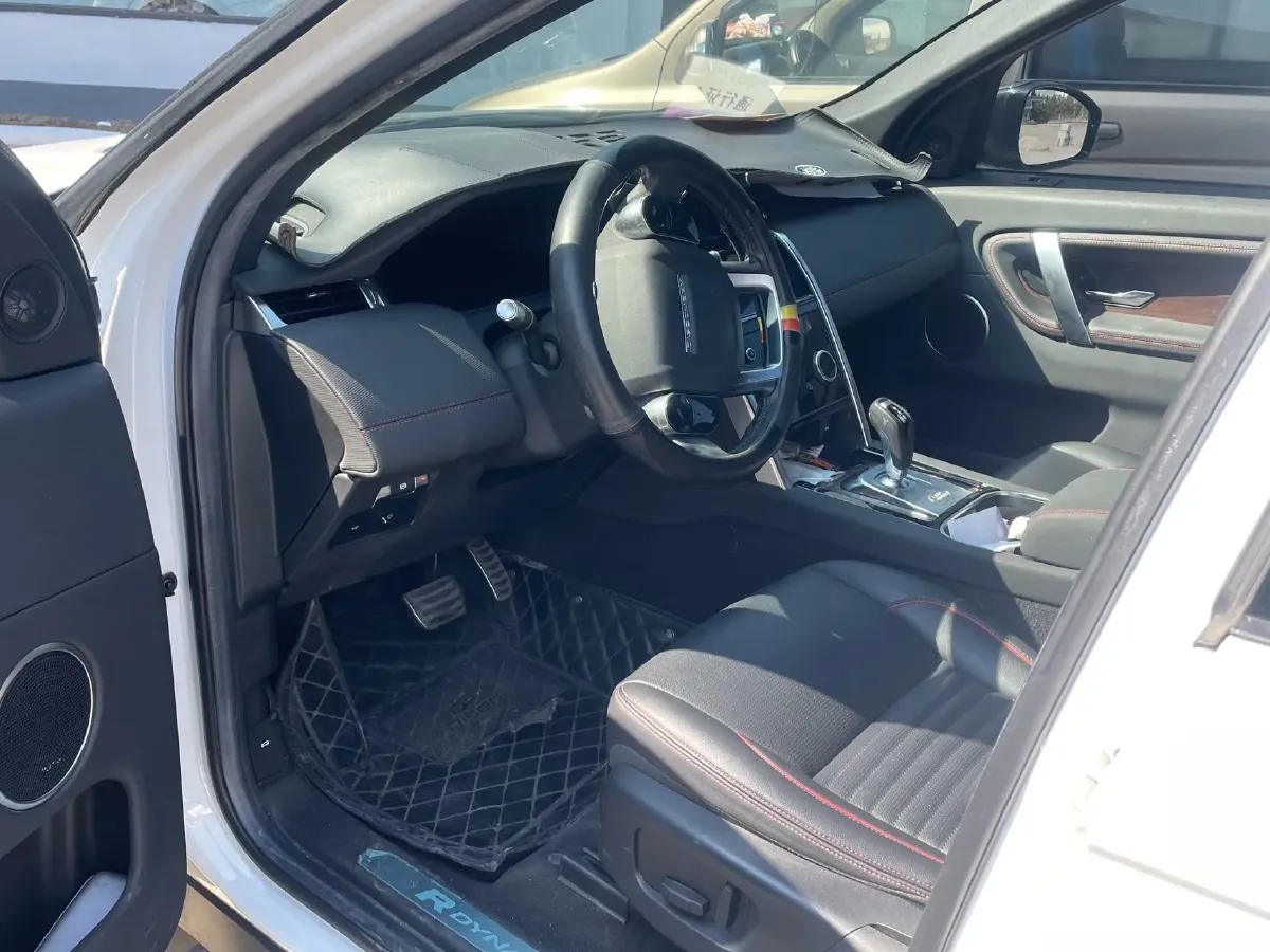 2020 Land Rover Discovery Sport 2.0T 249HP L4 9AT,autocango,china used car exporter,china ev exporter,chinese used car exporter,chinese used ev exporter