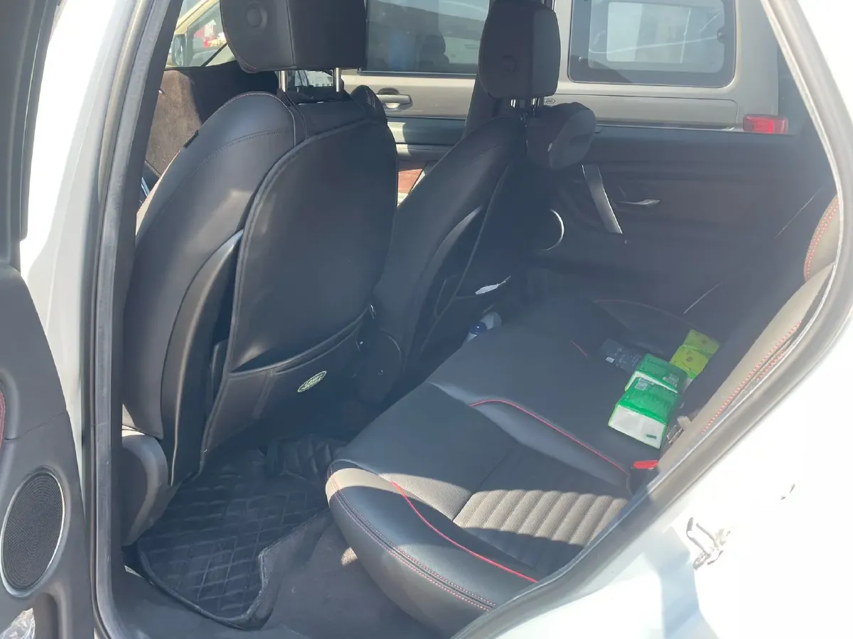 2020 Land Rover Discovery Sport 2.0T 249HP L4 9AT,autocango,china used car exporter,china ev exporter,chinese used car exporter,chinese used ev exporter