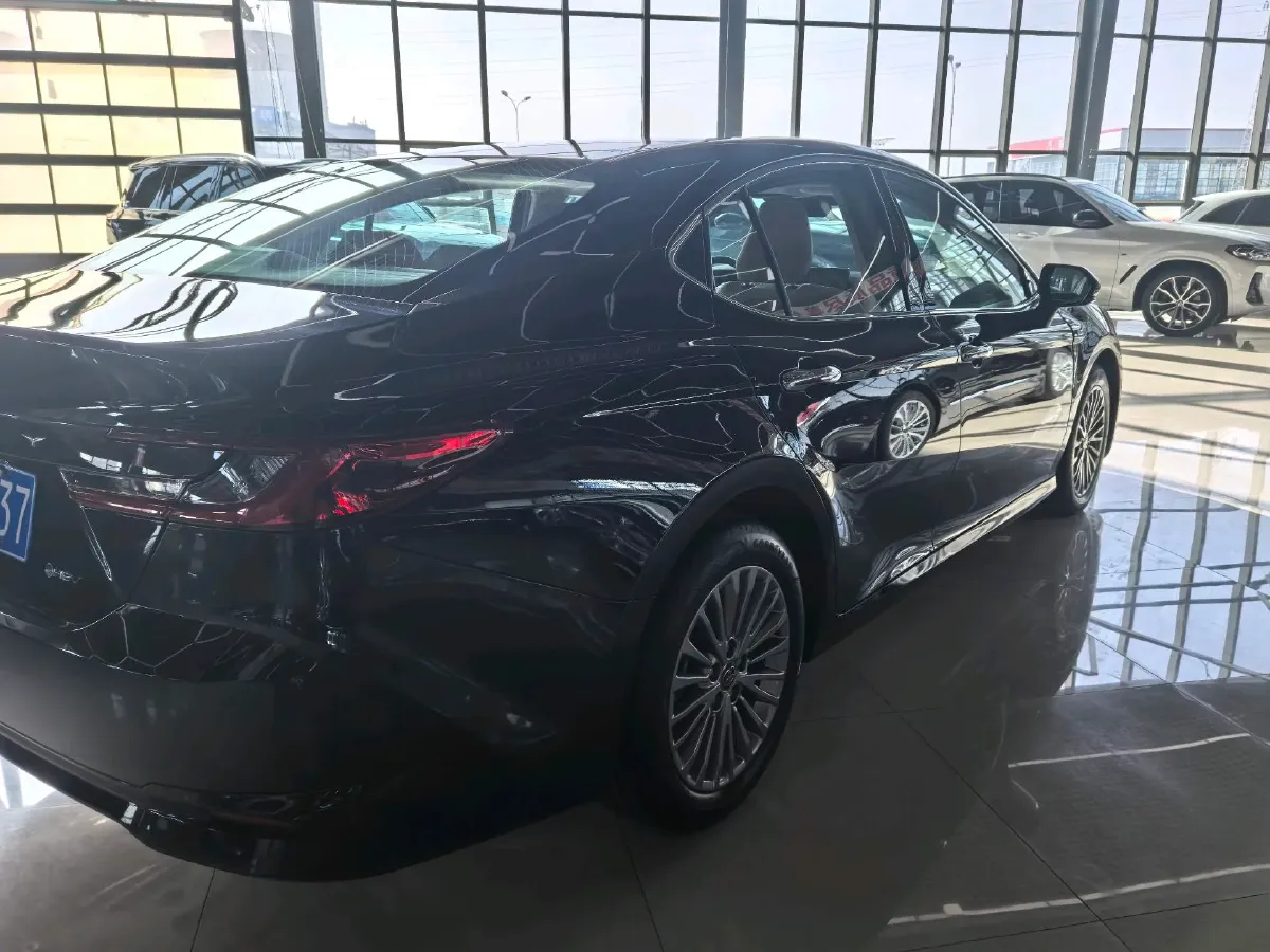 2024 Toyota Camry 2.0L 152HP L4 E-CVT Hybrid,autocango,china used car exporter,china ev exporter,chinese used car exporter,chinese used ev exporter