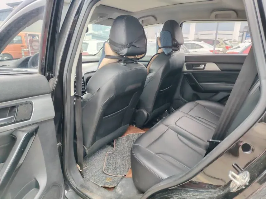 2018 Haval H2 1.5T 150HP L4 6MT,autocango,china used car exporter,china ev exporter,chinese used car exporter,chinese used ev exporter