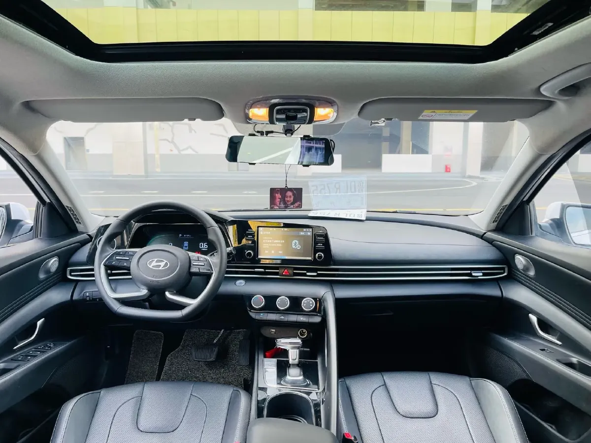 2023 Hyundai Elantra 1.5L 115HP L4 CVT,autocango,china used car exporter,china ev exporter,chinese used car exporter,chinese used ev exporter