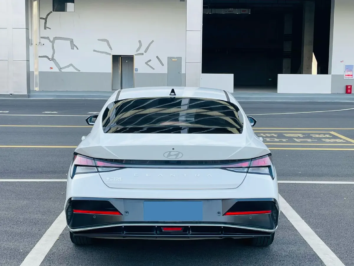 2023 Hyundai Elantra 1.5L 115HP L4 CVT,autocango,china used car exporter,china ev exporter,chinese used car exporter,chinese used ev exporter