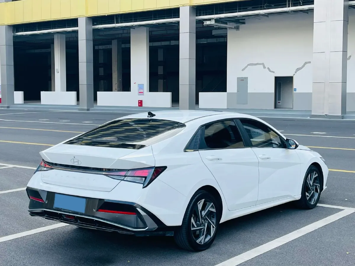 2023 Hyundai Elantra 1.5L 115HP L4 CVT,autocango,china used car exporter,china ev exporter,chinese used car exporter,chinese used ev exporter