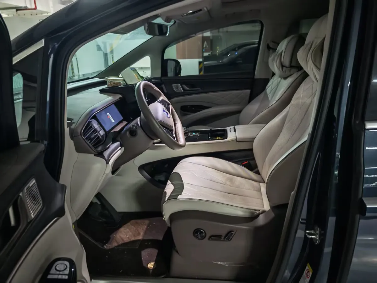 2022 Mercedes-Benz GLC Class 2.0T 197HP L4 9AT,autocango,china used car exporter,china ev exporter,chinese used car exporter,chinese used ev exporter