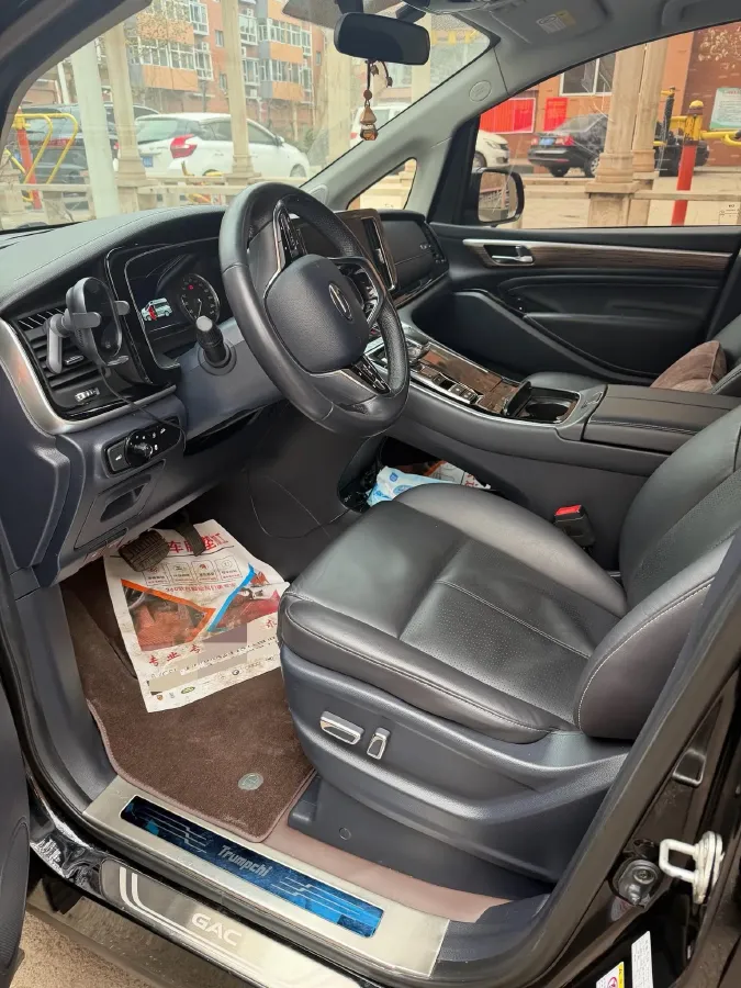 2021 GAC Trumpchi M8 2.0T 252HP L4 8AT,autocango,china used car exporter,china ev exporter,chinese used car exporter,chinese used ev exporter