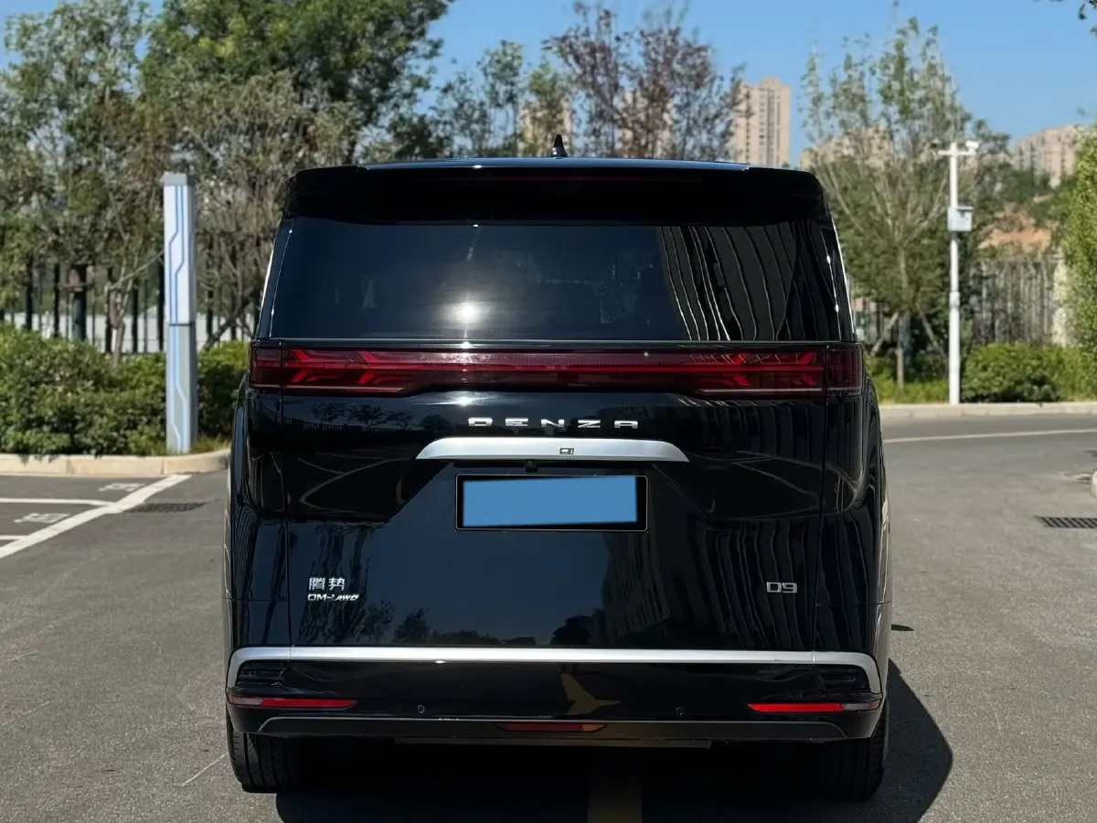 2024 Denza D9 1.5T 139HP L4 E-CVT PHEV 40KWH,autocango,china used car exporter,china ev exporter,chinese used car exporter,chinese used ev exporter