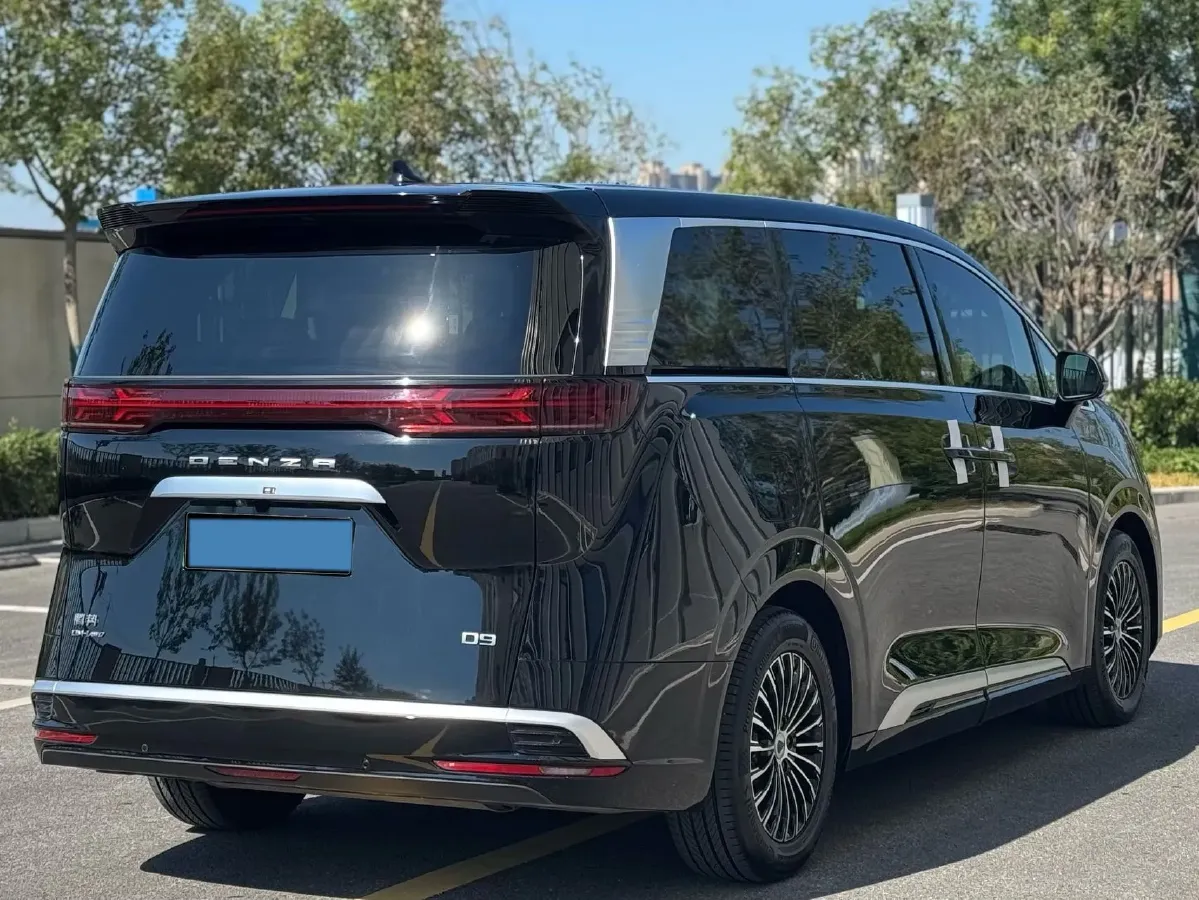 2024 Denza D9 1.5T 139HP L4 E-CVT PHEV 40KWH,autocango,china used car exporter,china ev exporter,chinese used car exporter,chinese used ev exporter
