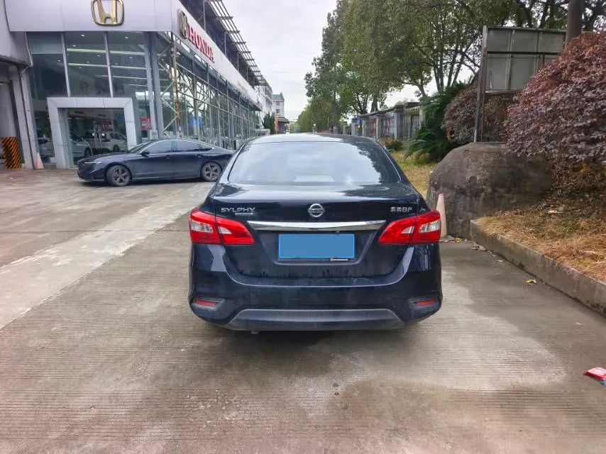 2021 Nissan Sylphy 1.6L 122HP L4 CVT,autocango,china used car exporter,china ev exporter,chinese used car exporter,chinese used ev exporter