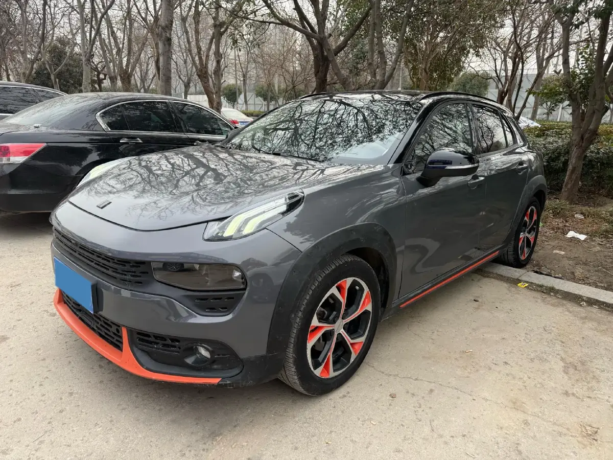 2019 LYNK&CO 02 2.0T 190HP L4 6AT