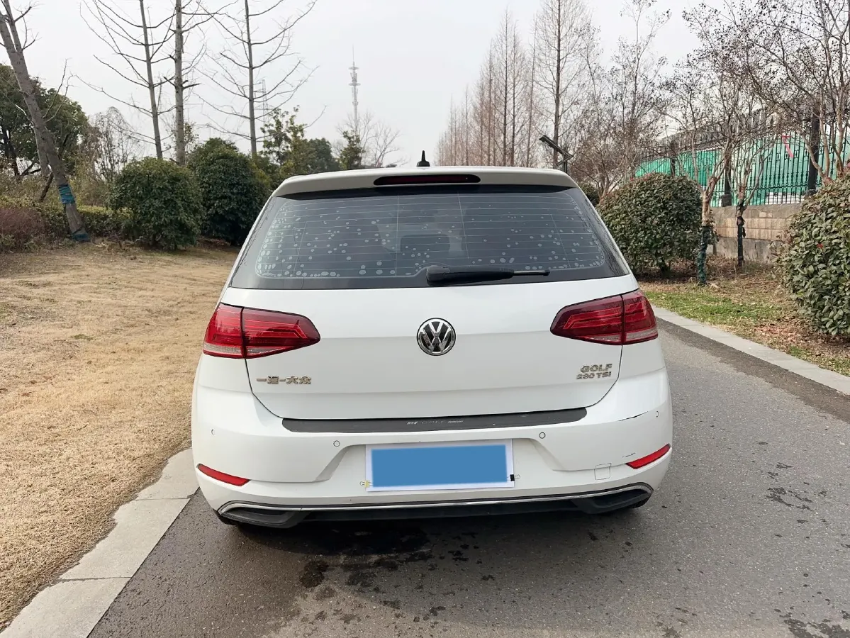 2019 Brilliance Auto V7 1.8T 231HP L4 7DCT,autocango,china used car exporter,china ev exporter,chinese used car exporter,chinese used ev exporter