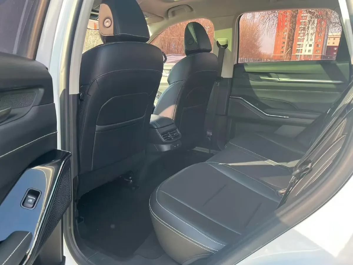 2021 Haval H6 1.5T 169HP L4 7DCT,autocango,china used car exporter,china ev exporter,chinese used car exporter,chinese used ev exporter