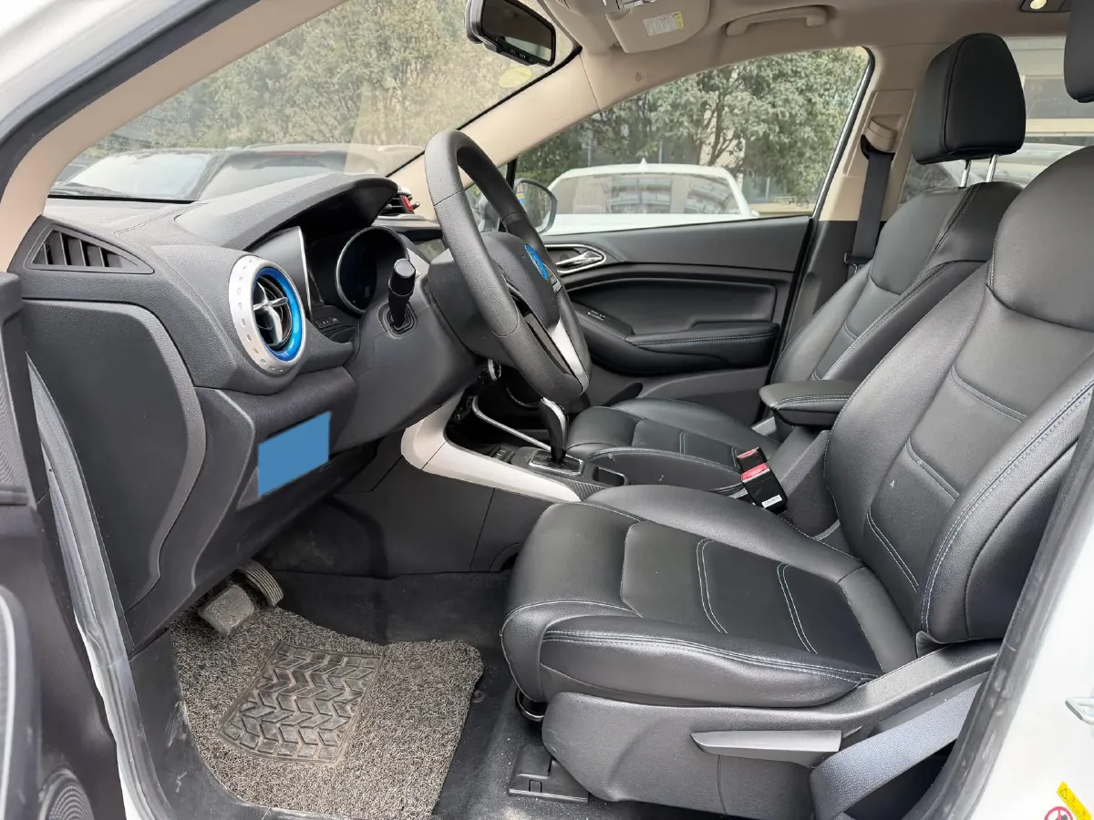 2018 BYD Yuan BEV 42KWH,autocango,china used car exporter,china ev exporter,chinese used car exporter,chinese used ev exporter