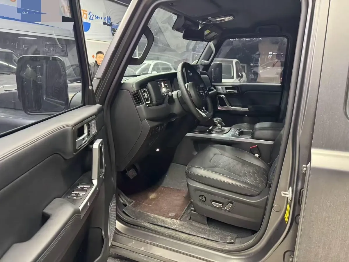 2024 212 212 T01 2.0T 252HP L4 8AT,autocango,china used car exporter,china ev exporter,chinese used car exporter,chinese used ev exporter