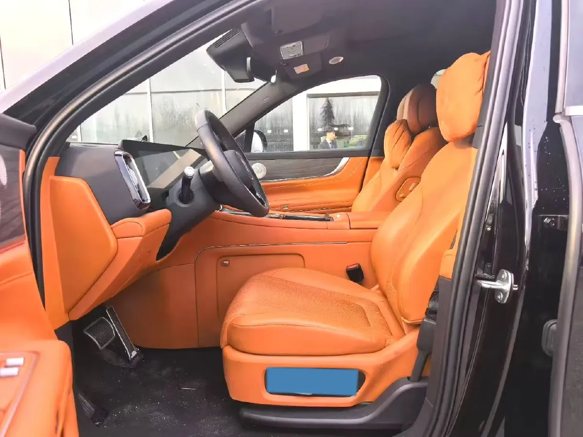 2024 AITO AITO M9 1.5T 152HP L4 REEV 42KWH,autocango,china used car exporter,china ev exporter,chinese used car exporter,chinese used ev exporter