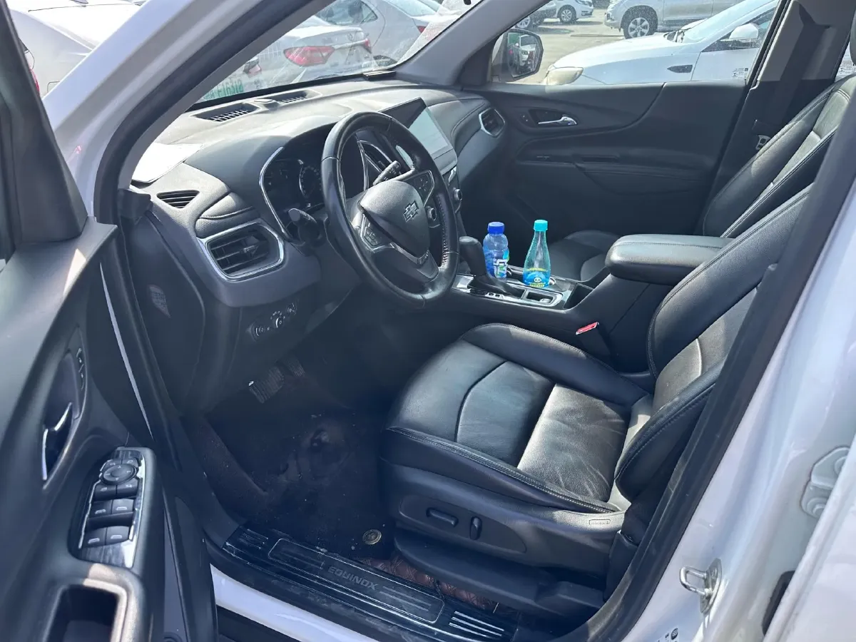 2019 Chevrolet Equinox 1.5T 180HP L4 6AT,autocango,china used car exporter,china ev exporter,chinese used car exporter,chinese used ev exporter