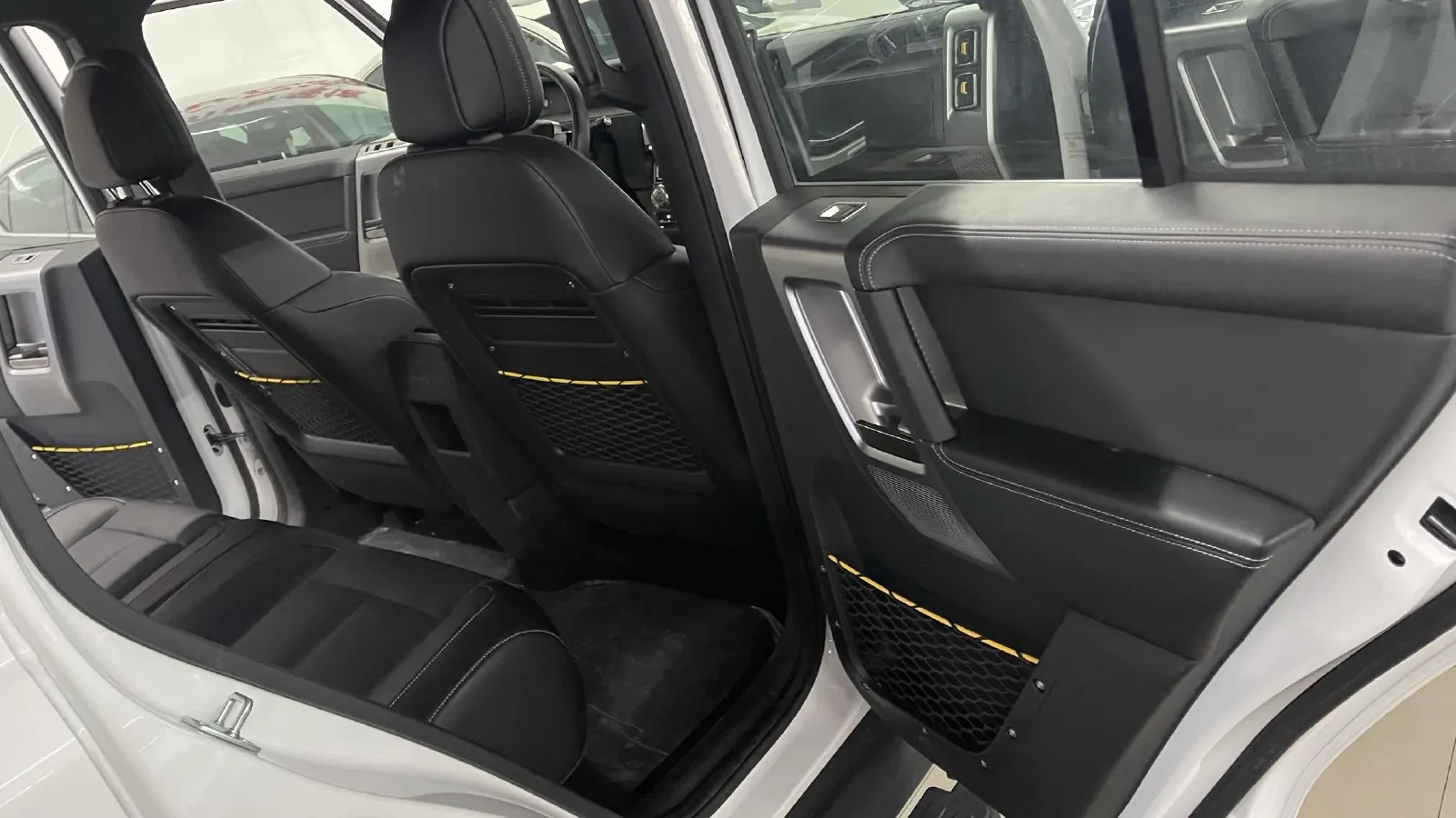 2025 Yufeng Auto Golden Warehouse BEV,autocango,china used car exporter,china ev exporter,chinese used car exporter,chinese used ev exporter