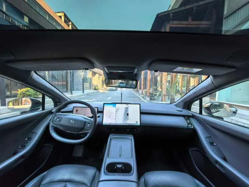 2024 Xpeng P7+ BEV 60.7KWH,autocango,china used car exporter,china ev exporter,chinese used car exporter,chinese used ev exporter