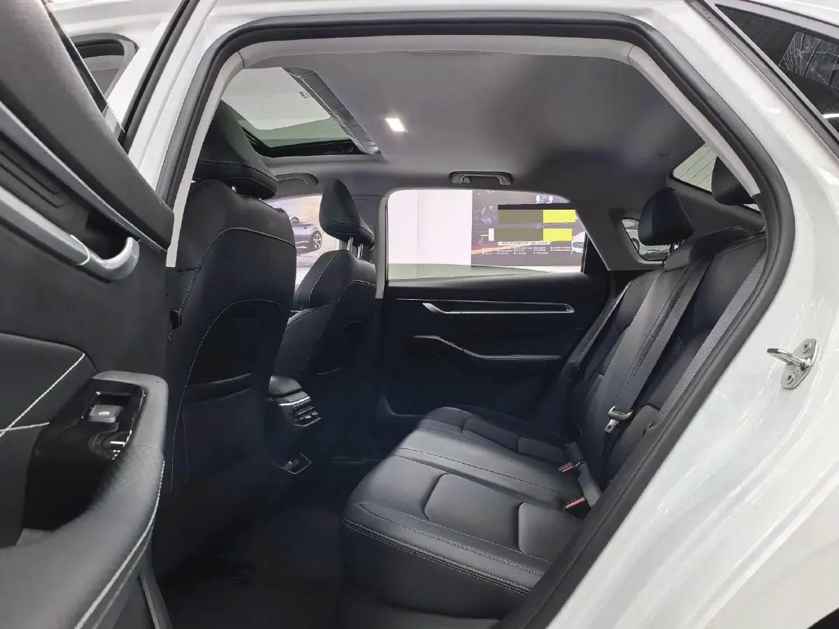 2025 Geely Emgrand 1.5L 127HP L4 CVT,autocango,china used car exporter,china ev exporter,chinese used car exporter,chinese used ev exporter