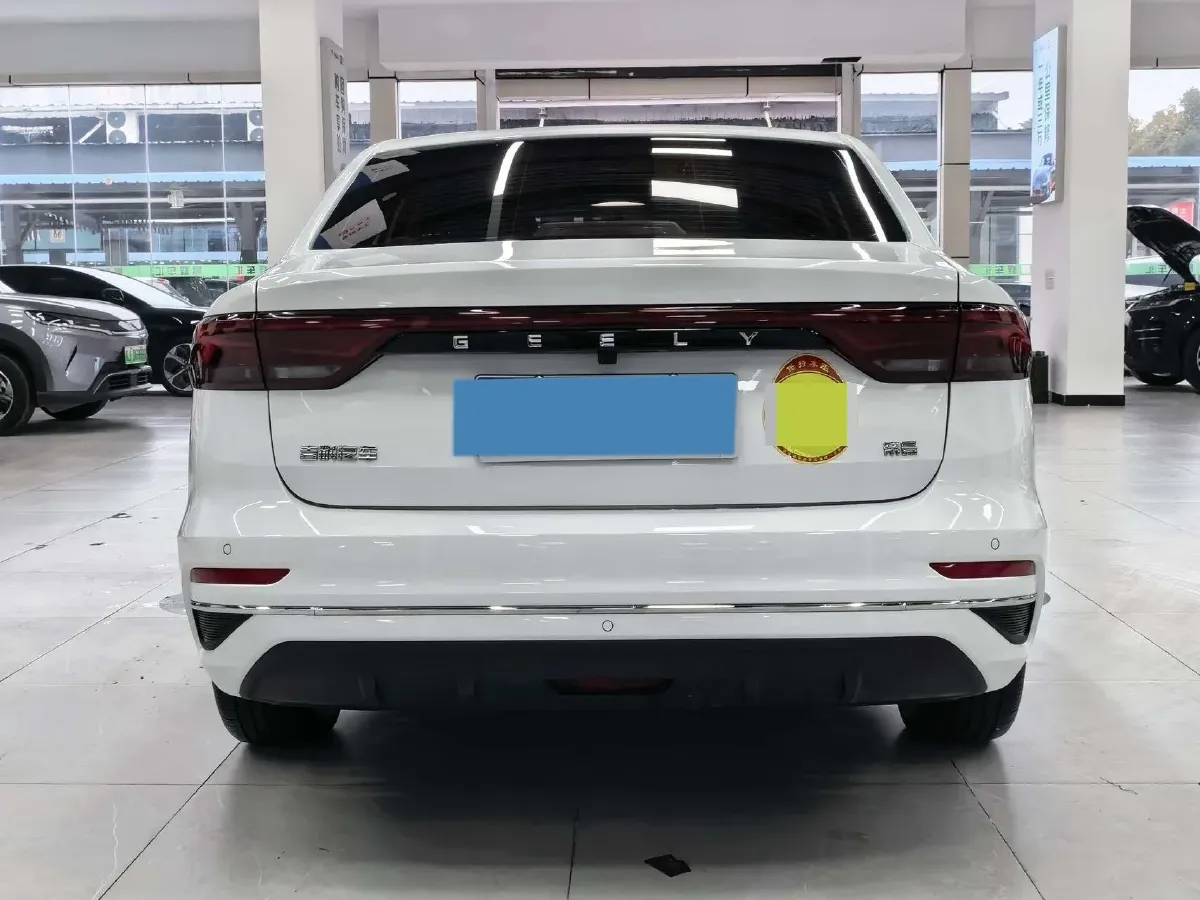 2025 Geely Emgrand 1.5L 127HP L4 CVT,autocango,china used car exporter,china ev exporter,chinese used car exporter,chinese used ev exporter