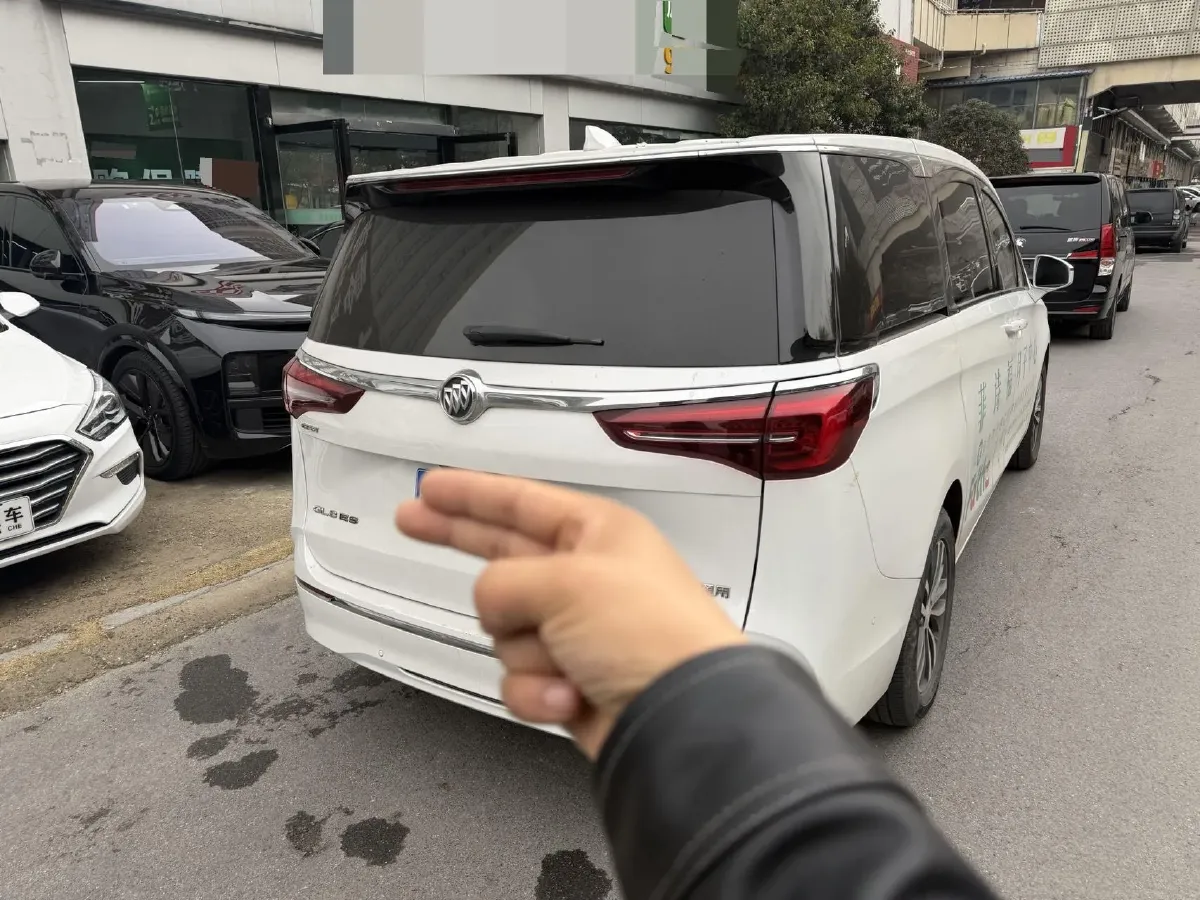 2020 Buick GL8 2.0T 237HP L4 9AT,autocango,china used car exporter,china ev exporter,chinese used car exporter,chinese used ev exporter