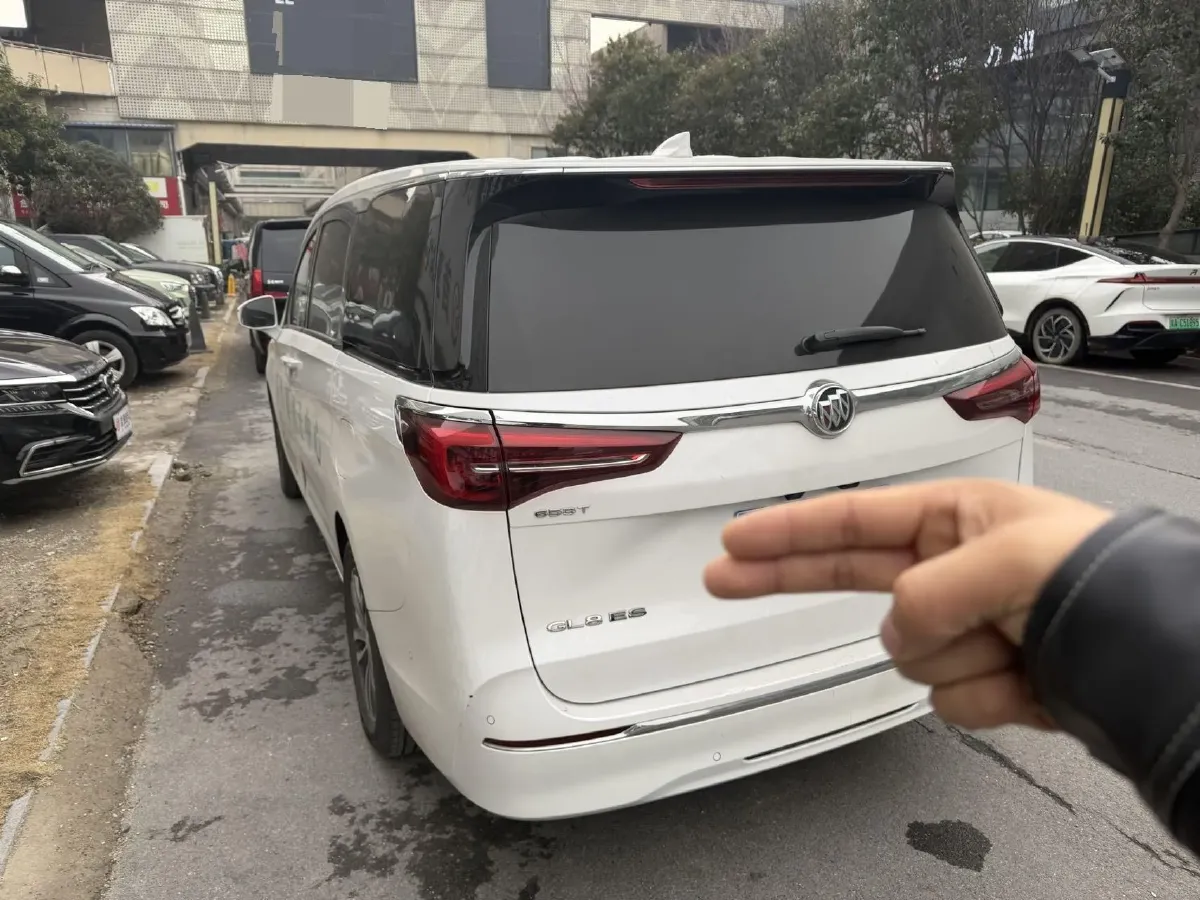 2020 Buick GL8 2.0T 237HP L4 9AT,autocango,china used car exporter,china ev exporter,chinese used car exporter,chinese used ev exporter