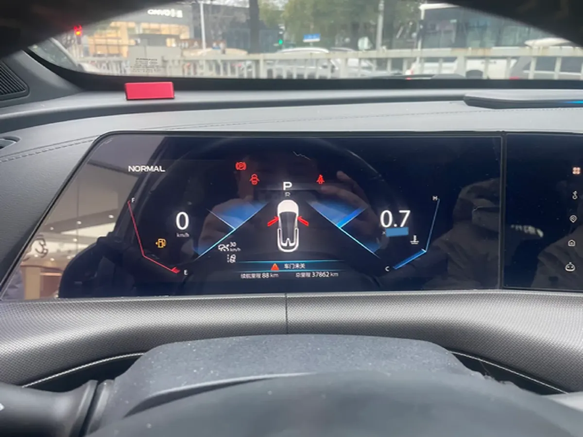 2020 ChangAn UNI-T 1.5T 180HP L4 7DCT,autocango,china used car exporter,china ev exporter,chinese used car exporter,chinese used ev exporter