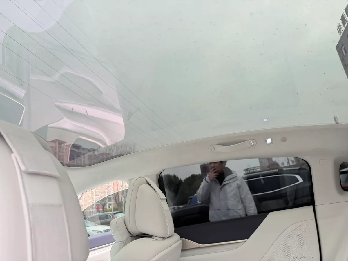 2026 Avatr 07 1.5T 156HP L4 REEV,autocango,china used car exporter,china ev exporter,chinese used car exporter,chinese used ev exporter