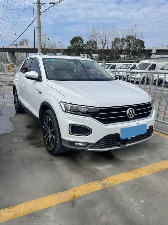 2019 Volkswagen T-Roc 1.4T 150HP L4 7DCT,autocango,china used car exporter,china ev exporter,chinese used car exporter,chinese used ev exporter